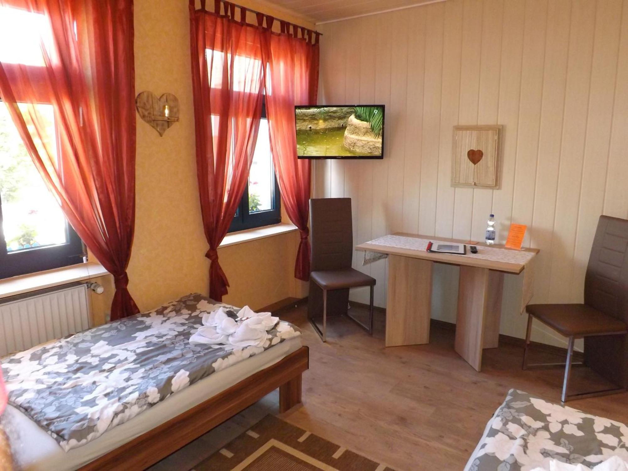 Haus Oberkassel Hotel Bonn Ngoại thất bức ảnh