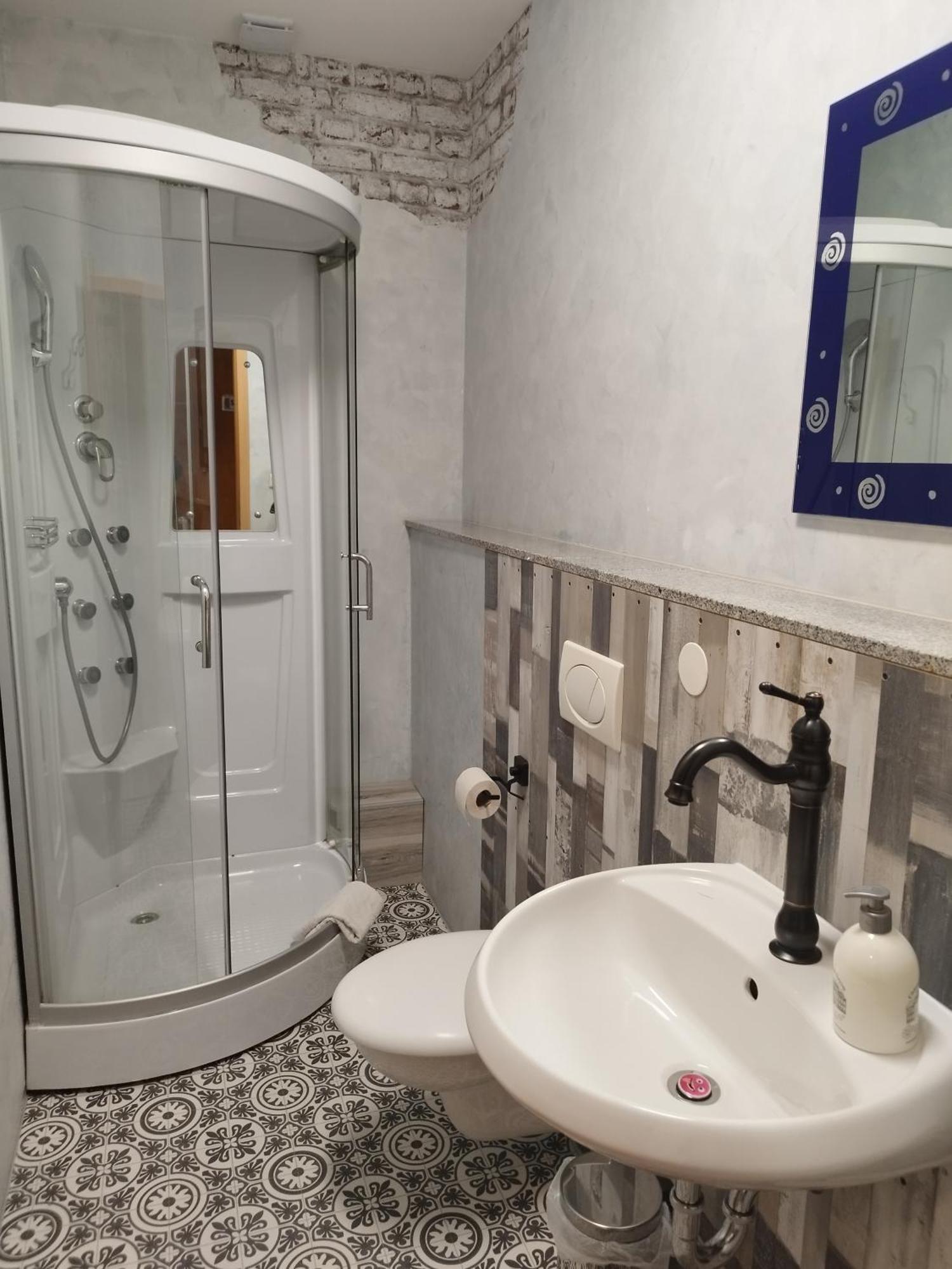 Haus Oberkassel Hotel Bonn Ngoại thất bức ảnh