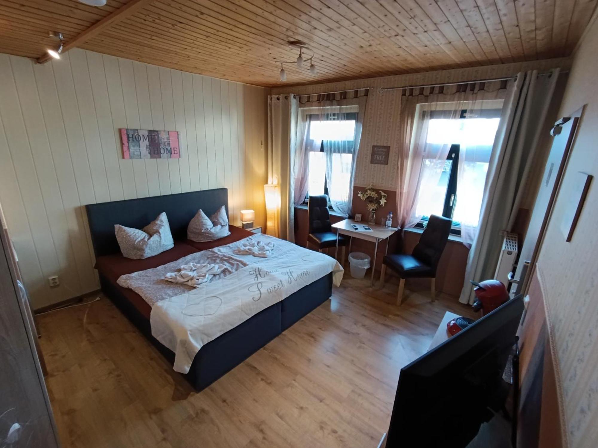 Haus Oberkassel Hotel Bonn Ngoại thất bức ảnh