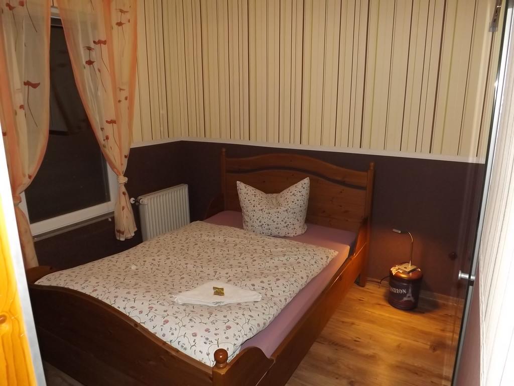 Haus Oberkassel Hotel Bonn Ngoại thất bức ảnh
