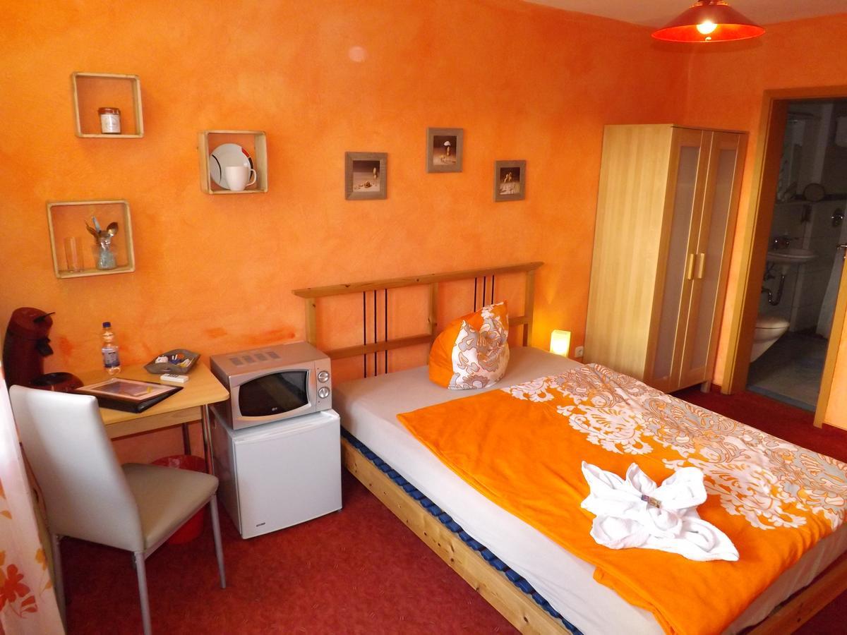 Haus Oberkassel Hotel Bonn Ngoại thất bức ảnh