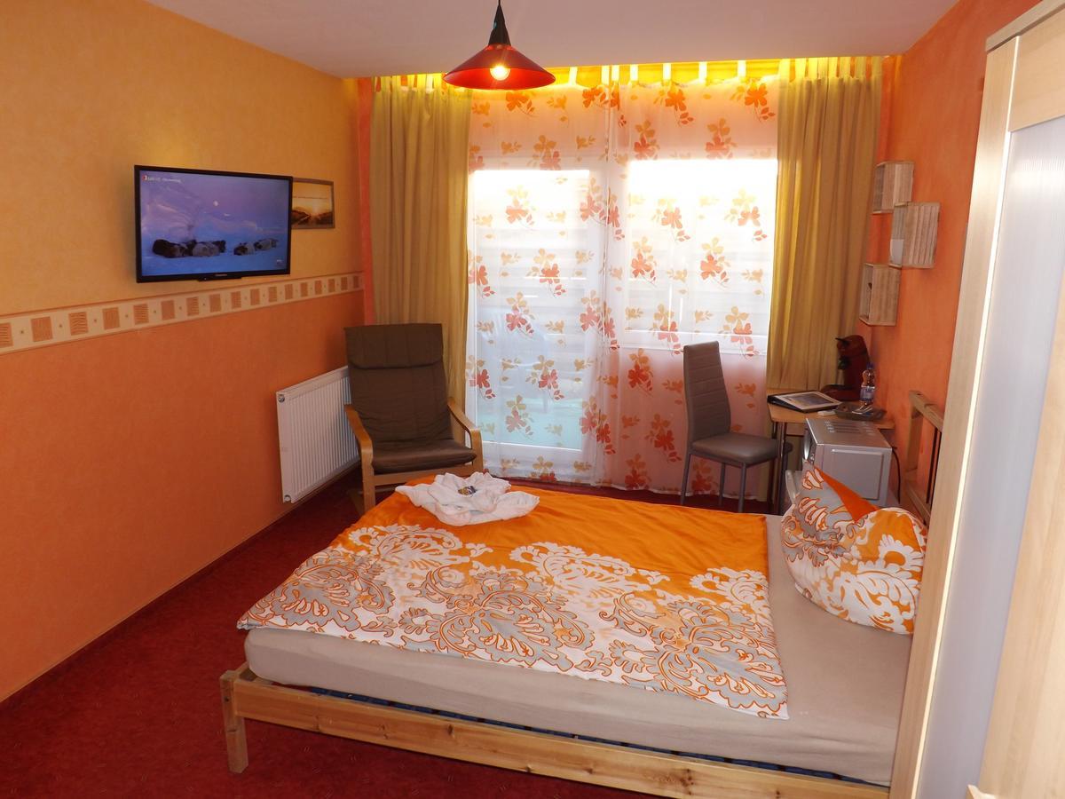 Haus Oberkassel Hotel Bonn Ngoại thất bức ảnh